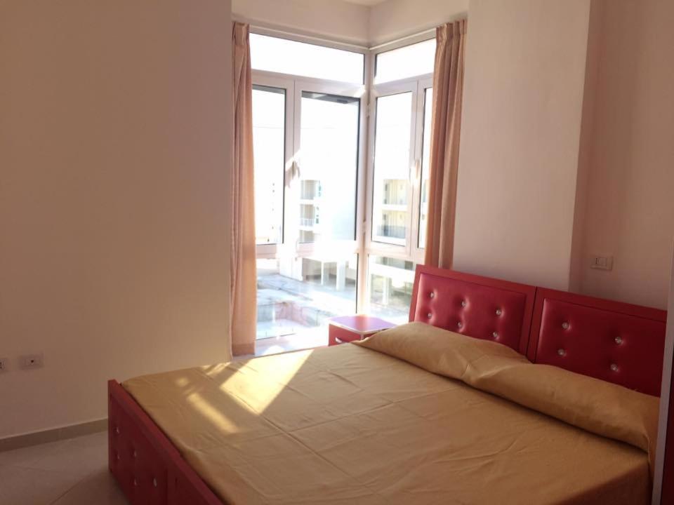 Rainbow Holiday Apartments Влёра Экстерьер фото